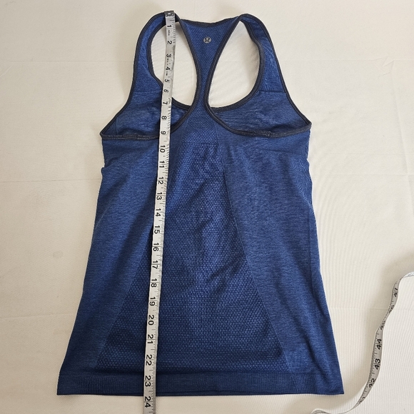 Lululemon Ebb & Flow Racerback Tank Size 6 Poseidon Blue Hydra Blue - Picture 13 of 15